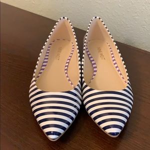 Nine West Navy and White Flats